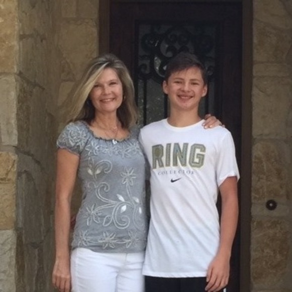 Meet your Posher, Darci - Picture 2 of 2